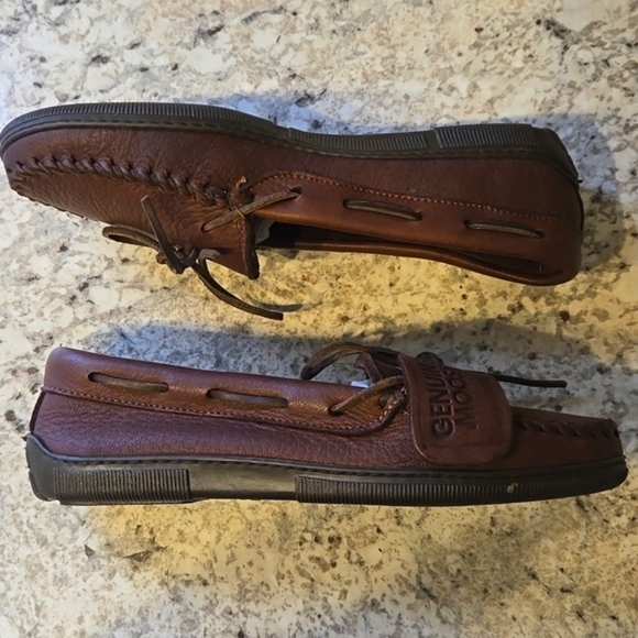 NIB Minnetonka Moosehide Classic Leather Loafers - Picture 9 of 12